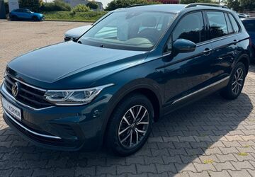 VW Tiguan 70.179 km 28.855 &euro; Sömmerda 99610