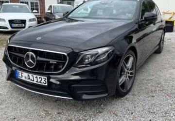 Mercedes-Benz 220 245.800 km 17.700 &euro; Erfurt 99086