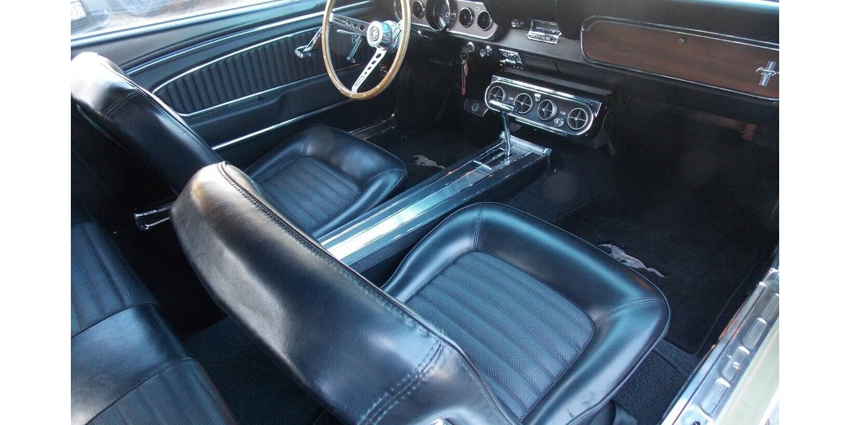 Ford Mustang V8 mit Wertgutachten 37.000 km 36.000 &euro; Rudolstadt 07407