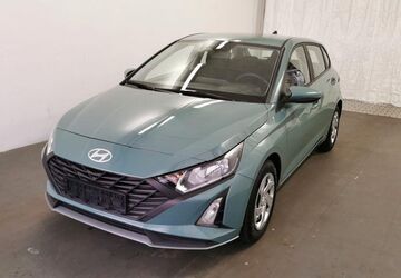 Hyundai i20 33.200 km 16.250 &euro; Eckartsberga 06648