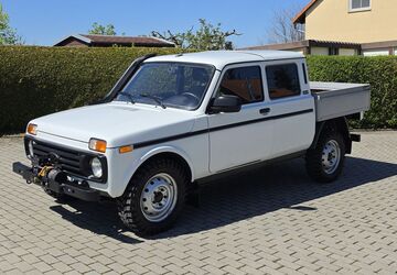 Lada Niva 14.132 km 17.440 &euro; Isserstedt 07751