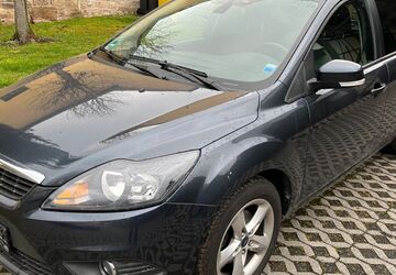 Ford Focus 102.000 km 3.000 &euro; Dorndorf/Steudnitz 07774