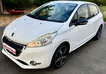 Peugeot 208 140.000 km 5.590 &euro; Erfurt 99095