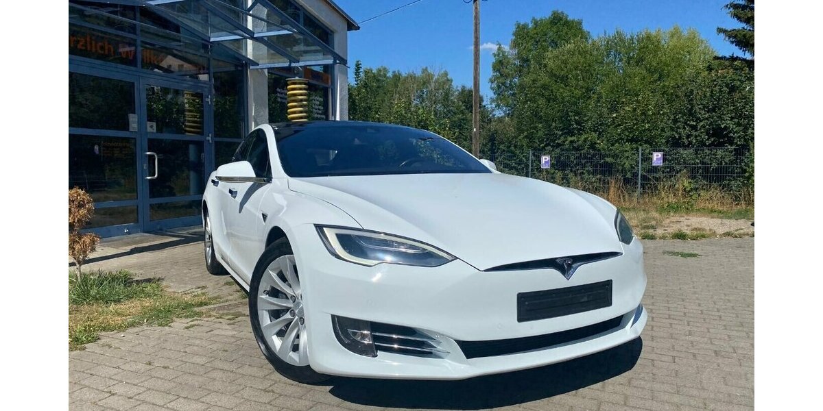 Tesla Model S 75 FreeSupercharger*CCS Adapter*Sitzh.*Aut 145.000 km 34.990 &euro; Rudolstadt 07407