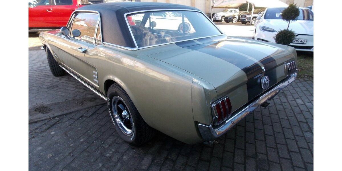 Ford Mustang V8 mit Wertgutachten 37.000 km 36.000 &euro; Rudolstadt 07407