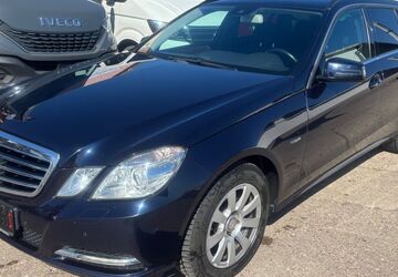 Mercedes-Benz E 220 246.000 km 10.900 &euro; Kölleda 99625