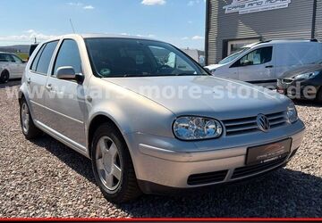 VW Golf 218.000 km 2.590 &euro; Dornheim (Thüringen) 99310