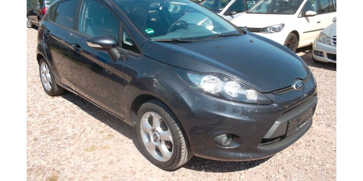 Ford Fiesta 61.000 km 4.999 &euro; erfurt 99087