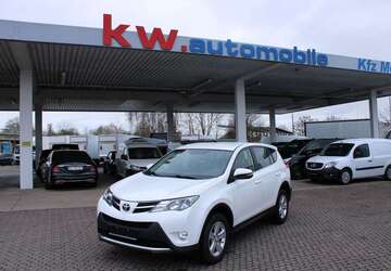 Toyota RAV 4 211.000 km 8.900 &euro; Erfurt 99085