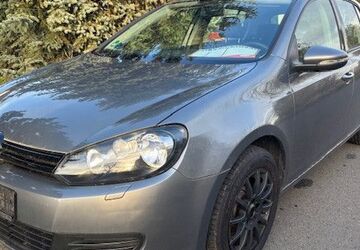VW Golf 114.000 km 5.990 &euro; Erfurt 99099