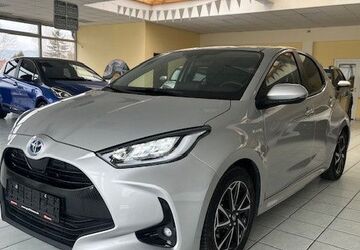 Toyota Yaris 44.449 km 17.990 &euro; Jena - Maua 07751