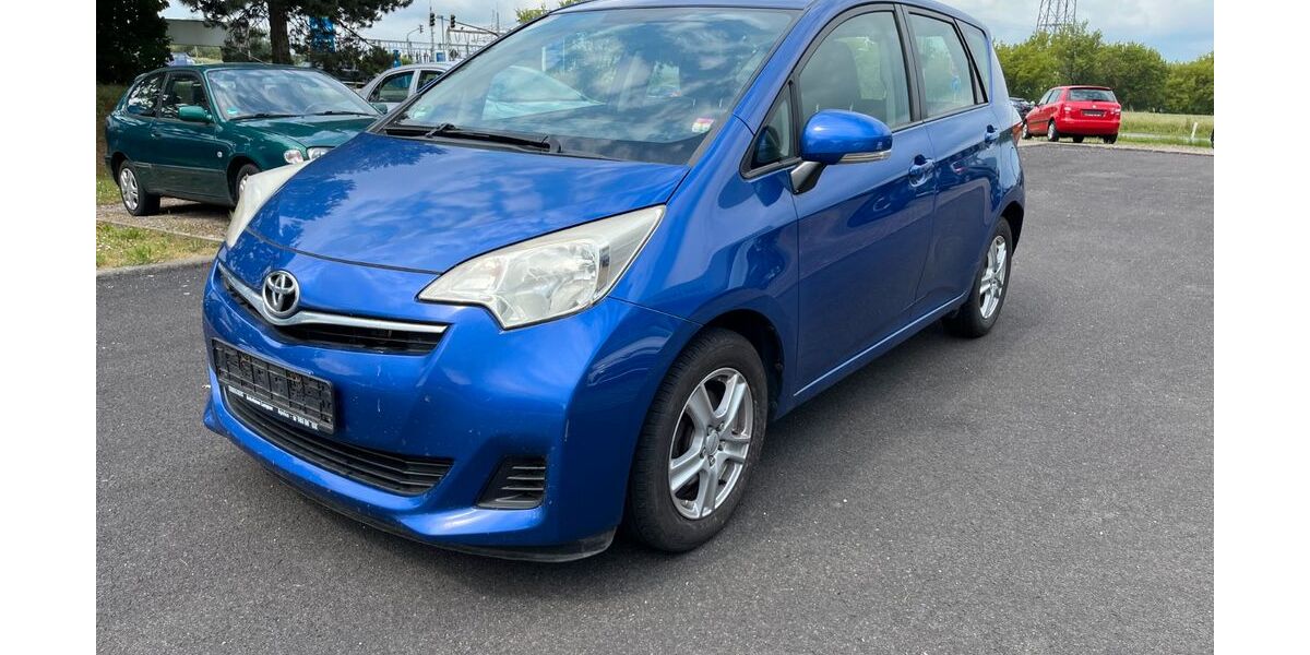 Toyota Verso-S 119.991 km 3.990 &euro; Apolda 99510