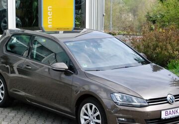 VW Golf 144.000 km 9.990 &euro; Dornburg - Camburg 07774