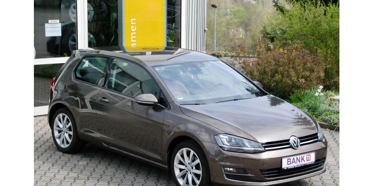 VW Golf 144.000 km 9.990 &euro; Dornburg - Camburg 07774