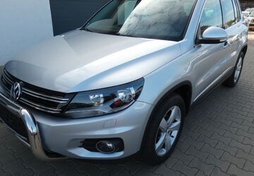 VW Tiguan 108.000 km 10.990 &euro; Erfurt 99087