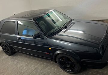 VW Golf 255.600 km 14.500 &euro; An der Poststraße 06647