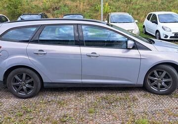 Ford Focus 99.500 km 5.895 &euro; Uhlstädt-Kirchhasel 07407