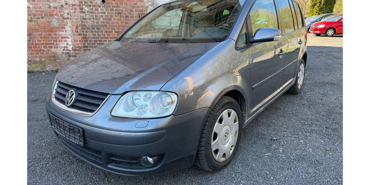 VW Touran 442.766 km 1.290 &euro; Kahla / Thüringen 07768