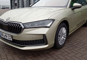 Skoda Superb 8.000 km 49.990 &euro; Sömmerda 99610