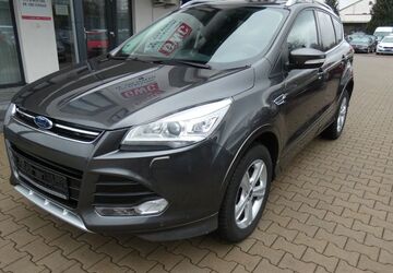 Ford Kuga 106.000 km 8.890 &euro; Erfurt 99087