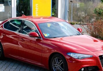 Alfa Romeo Giulia 138.550 km 14.990 &euro; Dornburg - Camburg 07774