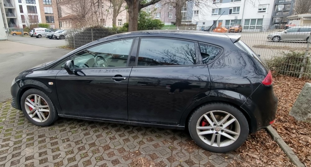 Seat Leon 177.580 km 7.000 &euro; Erfurt 99084