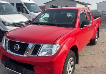 Nissan Navara 242.000 km 6.900 &euro; Kölleda 99625