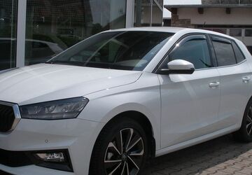 Skoda Fabia 1.920 km 26.490 &euro; Gelmeroda 99428