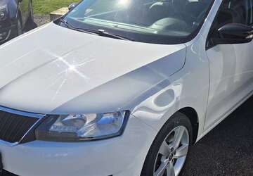 Skoda Rapid/Spaceback 97.700 km 9.890 &euro; Mellingen 99441