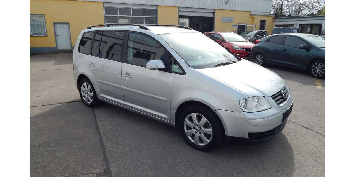 VW Touran 220.000 km 2.299 &euro; Erfurt 99092