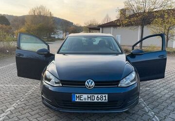 VW Golf 66.800 km 10.200 &euro; Orlamünde 07768