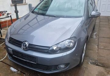 VW Golf 107.000 km 5.000 &euro; Lindig 07768