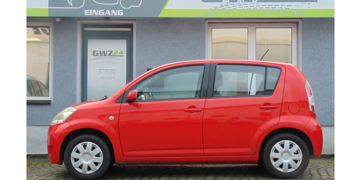 Daihatsu Sirion 142.283 km 2.499 &euro; Erfurt 99089