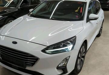 Ford Focus 122.500 km 10.400 &euro; Weimar 99425