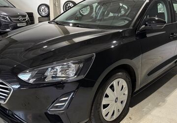 Ford Focus 28.362 km 13.900 &euro; Erfurt 99085