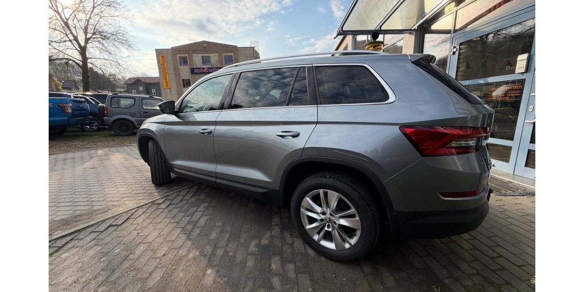 Skoda Kodiaq DSG 4+4 AHK SITZHEIZUNG 134.700 km 18.999 &euro; Rudolstadt 07407