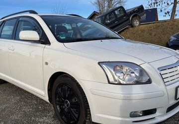 Toyota Avensis 145.000 km 6.900 &euro; Weimar 99423