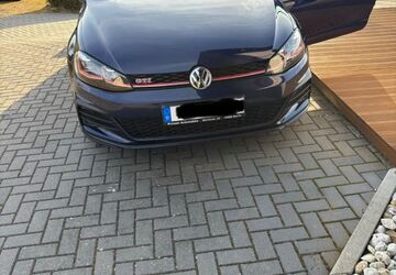 VW Golf 93.000 km 18.700 &euro; Weimar 99423